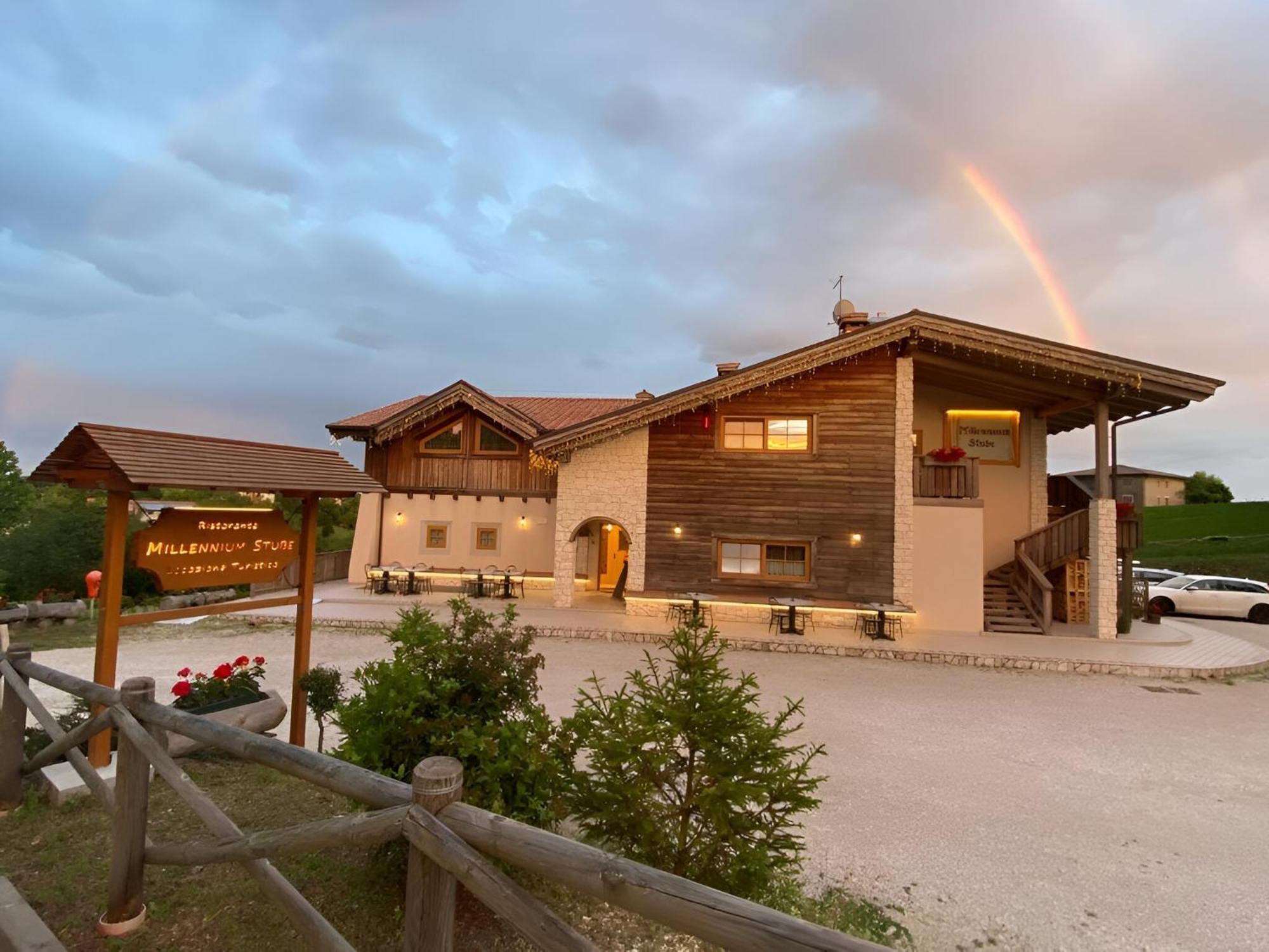 Millennium Stube Locazione Turistica Bed & Breakfast Zovencedo Luaran gambar